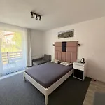 Jola Homestay szállás *